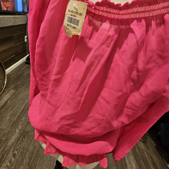 Hollister Women's Pink Ruffle Top - Picture 6 of 9